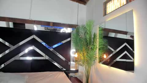 Candy online show from November 10, 2025, 5:56 pm