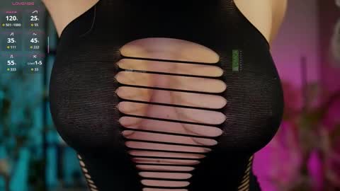 Alisa online show from October 31, 2025, 1:45 pm