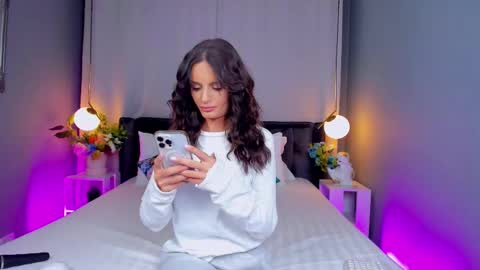 _carlawhite_ online show from October 2, 2025, 3:46 am