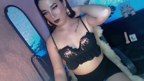 Snapshot of _caroline69 chatting on February 14, 2025, 7:07 am Caroline online show from February 14, 2025, 7:07 am