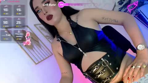 Snapshot of _caroline69 chatting on October 11, 2025, 8:02 am Caroline online show from October 11, 2025, 8:02 am