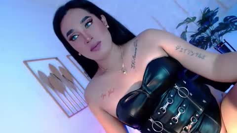 Snapshot of _caroline69 chatting on October 27, 2025, 6:06 am Caroline online show from October 27, 2025, 6:06 am