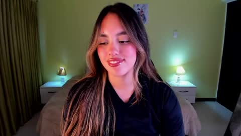 Snapshot of _charlotte_evans_2 chatting on June 9, 2026, 8:31 pm Charlote online show from June 9, 2026, 8:31 pm