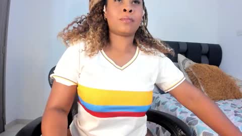 _charlottedavis online show from March 26, 2026, 11:43 pm