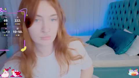 Alisa NO NUDE online show from November 13, 2025, 1:21 pm