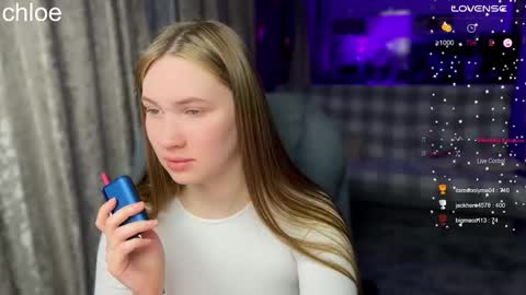 _chloe_miller_ online show from November 6, 2025, 8:32 pm