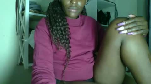 Snapshot of _clara01 chatting on February 25, 2026, 6:06 pm clara online show from February 25, 2026, 6:06 pm