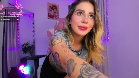  Chloe  online show from May 26, 2026, 1:56 am