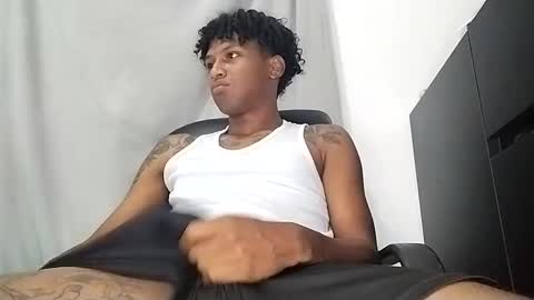 Snapshot of _cockpromise_ chatting on December 22, 2024, 1:12 am _cockpromise_ online show from December 22, 2024, 1:12 am