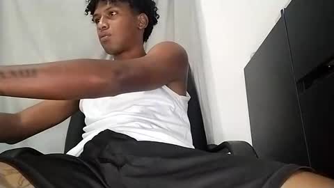 Snapshot of _cockpromise_ chatting on December 22, 2024, 4:17 am _cockpromise_ online show from December 22, 2024, 4:17 am