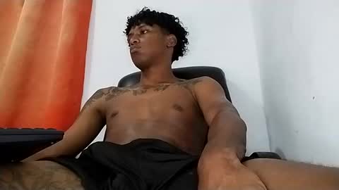 Snapshot of _cockpromise_ chatting on February 3, 2025, 11:15 pm _cockpromise_ online show from February 3, 2025, 11:15 pm