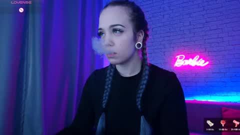 Nica online show from December 6, 2024, 5:31 am