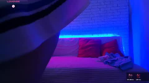 Nica online show from February 27, 2026, 5:29 am