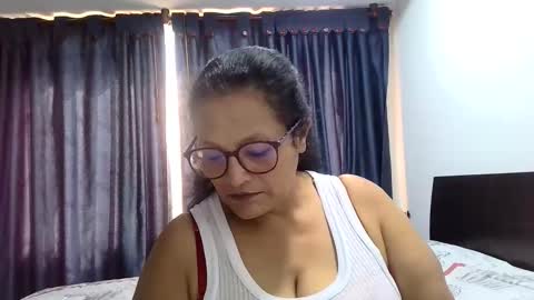 _cristal15 online show from November 7, 2025, 2:17 pm
