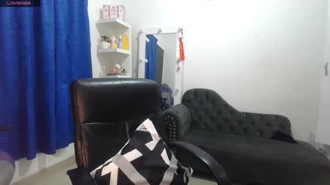 Katherine   Shedule  10pm -4 am  Colombia hour online show from February 8, 2025, 4:36 am