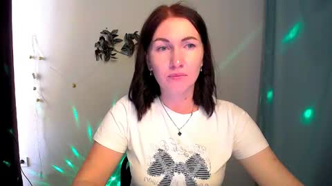 Snapshot of _cutie_and_shy_ chatting on May 12, 2026, 6:21 am _cutie_and_shy_ online show from May 12, 2026, 6:21 am