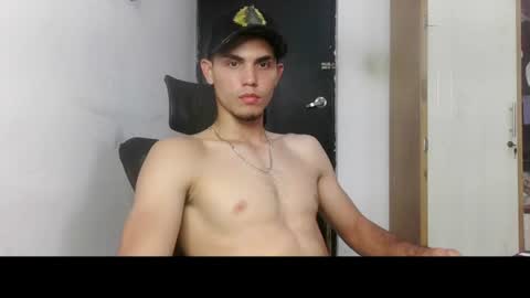 _dadybig_ online show from November 13, 2025, 7:07 am