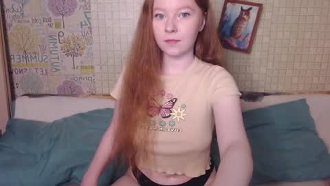 Snapshot of _damnbaby chatting on October 5, 2025, 10:51 pm _damnbaby online show from October 5, 2025, 10:51 pm