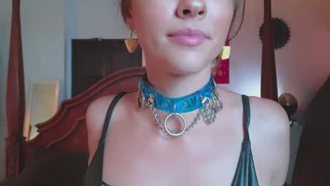 DemiDee online show from February 10, 2025, 2:16 pm