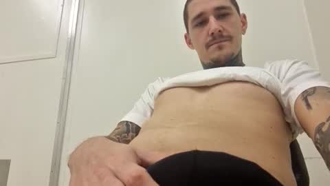 _devil_in_me_ online show from November 25, 2025, 3:39 am