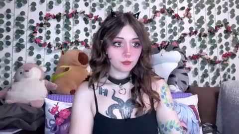 Kate online show from September 8, 2025, 5:12 pm