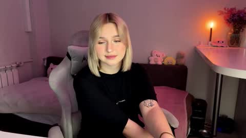 Ri   online show from November 1, 2025, 3:47 pm