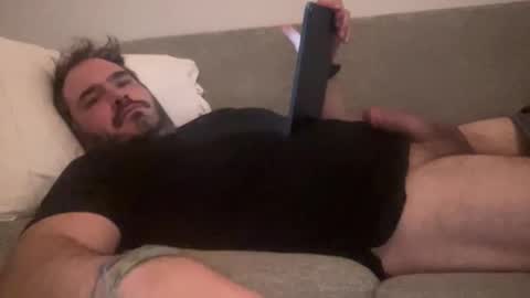 _direwolf_ online show from February 1, 2026, 6:34 am