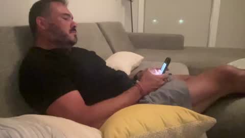 Snapshot of _direwolf_ chatting on July 27, 2026, 3:57 am _direwolf_ online show from July 27, 2026, 3:57 am
