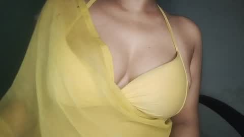 Snapshot of _dreamgirl_0 chatting on June 11, 2026, 2:53 am _dreamgirl_0 online show from June 11, 2026, 2:53 am