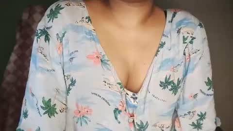 Snapshot of _dreamgirl_0 chatting on June 28, 2026, 2:17 am _dreamgirl_0 online show from June 28, 2026, 2:17 am