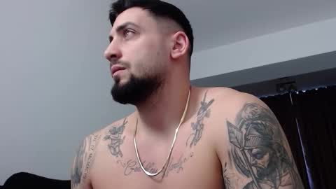 Snapshot of _dylangreen chatting on February 6, 2025, 8:07 am Dylan online show from February 6, 2025, 8:07 am