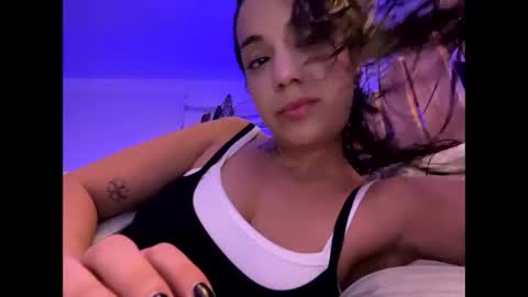  elena barra online show from March 11, 2025, 11:48 pm