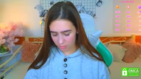 Snapshot of _eliizabeth__ chatting on March 29, 2026, 11:38 pm Lizzy online show from March 29, 2026, 11:38 pm