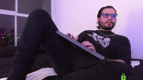  -         online show from October 25, 2025, 11:54 pm