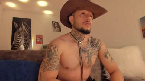 Snapshot of _emilio_escobar chatting on February 1, 2026, 9:41 am Emilio online show from February 1, 2026, 9:41 am