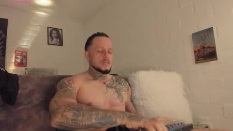 Emilio online show from March 9, 2026, 9:35 am