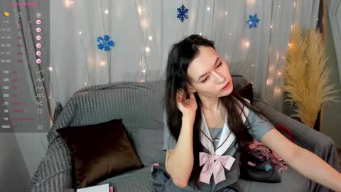 _emily__strike_ online show from December 17, 2024, 10:34 am