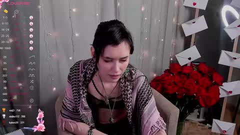 _emily__strike_ online show from February 13, 2025, 1:48 pm