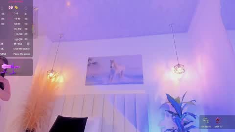 Emily Queen online show from May 26, 2026, 5:58 am