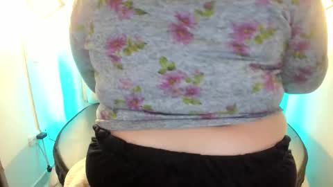 Emily  online show from September 17, 2025, 11:12 am