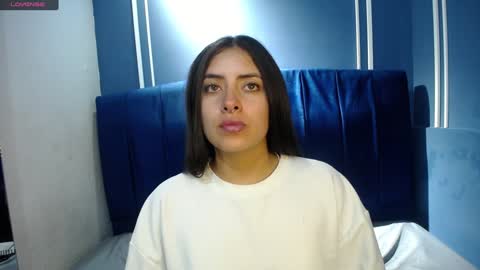 Snapshot of _emma_diamond_ chatting on January 20, 2025, 7:15 am Emma online show from January 20, 2025, 7:15 am