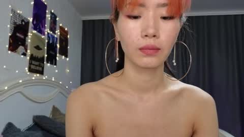 EveEva online show from January 25, 2025, 7:49 am