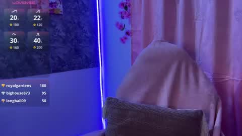 Snapshot of _evil_queen_ chatting on August 5, 2026, 2:03 am Jessica online show from August 5, 2026, 2:03 am