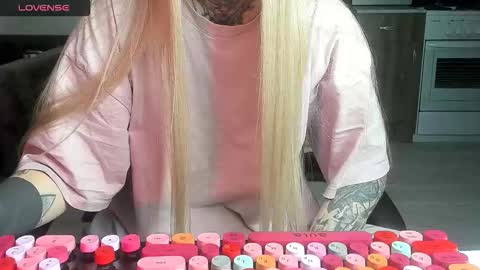 Alis online show from February 22, 2026, 2:56 am