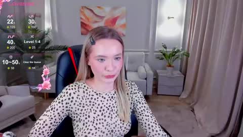 Snapshot of _florence_wayne chatting on December 2, 2024, 12:18 pm Florence online show from December 2, 2024, 12:18 pm