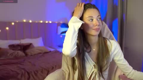 Snapshot of _fluffybunny_ chatting on September 19, 2025, 11:33 am Goldy Grace online show from September 19, 2025, 11:33 am