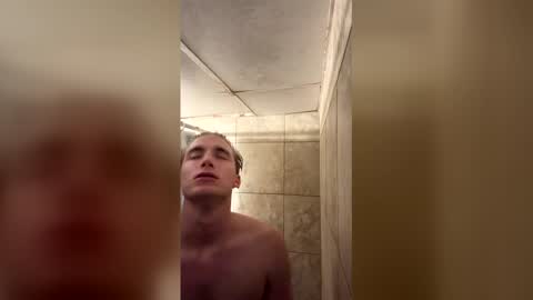 _frosty_69 online show from April 29, 2026, 5:22 am