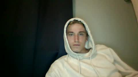 _frosty_69 online show from June 29, 2026, 3:01 pm