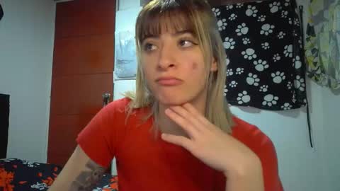 Snapshot of _genesid_dixton chatting on April 5, 2026, 10:07 pm Mia-foster online show from April 5, 2026, 10:07 pm