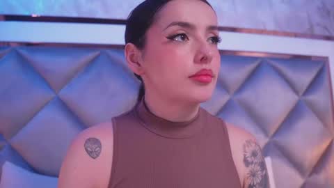 _giggy online show from April 13, 2026, 11:37 am